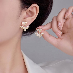 Women's Trendy Geometric Copper Zircon Stud Earrings 18K Gold Plated <b>Light</b> Luxury High-End Style Gift <b>Accessories</b> - Product Image 2