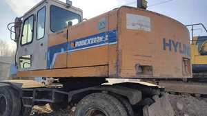 Pelle pelleteuse multifonction sur chenilles originale de la Corée Hyundai 200-3 Hyundai à haut rendement en bon état en vente - Product Image 4