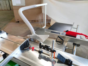 Scie à panneaux compacte 1600*375mm pour le traitement du MDF, du PVC, du panneau de particules, du contreplaqué et d'autres matériaux - Product Image 3