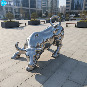 Scultura Moderna di Animale in Acciaio Inossidabile Lucidato a Specchio, Statua di Toro Personalizzata - Product Image 1