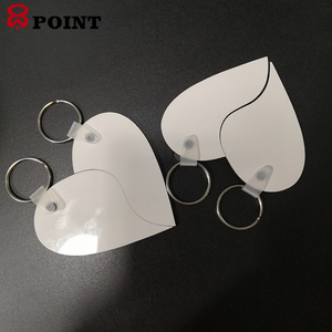 Llavero de madera Anillo personalizado en cadenas a granel Venta al por mayor Llaveros de sublimación Mdf de <span class=keywords><strong>doble</strong></span> cara en blanco - Product Image 1