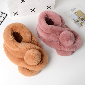 Bufanda de Piel Sintética de Alta Calidad, Elegante y Suave para Mujer, para Mantener el Calor en Invierno - Product Image 4