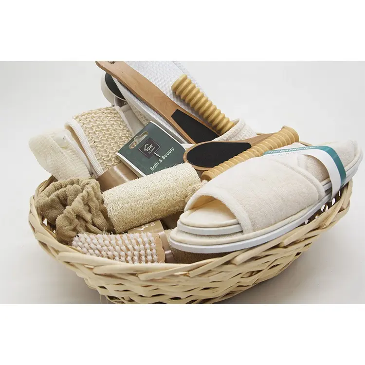 Spa Luxury Wicker Basket Bath and Body Gift Set Spa Kit with Loofah Bath Scrubber Headband Pumice Stone Slipper & Foot Massager