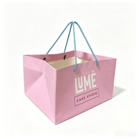 Boîte de luxe personnalisée en carton recyclé, grand format carré, robuste, avec logo imprimé en couleur, pour gâteaux, sushis, pizzas, produits de boulangerie, cadeaux et achats.