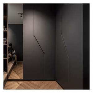 Armoires de chambre à coucher au design moderne haut de gamme, finition laquée noire, sur mesure - Product Image 6