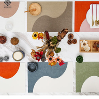 Set de table rectangulaire décoratif en PVC et cuir, imperméable, résistant à l'huile, pour la maison et les mariages