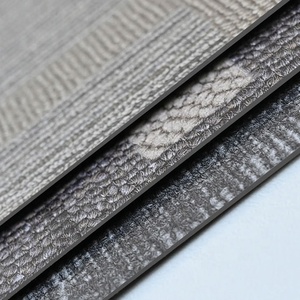 Carreaux <span class=keywords><strong>de</strong></span> tapis <span class=keywords><strong>de</strong></span> <span class=keywords><strong>sol</strong></span> en <span class=keywords><strong>PVC</strong></span> auto-adhésifs à peler et à coller pour le garage <span class=keywords><strong>de</strong></span> la <span class=keywords><strong>salle</strong></span> <span class=keywords><strong>de</strong></span> sport - Product Image 4