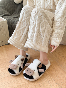 Phim Hoạt Hình In Động Vật Bò Thời Trang Lông Fluffy Sang Trọng Trong Nhà Nhà Phụ Nữ Giày <span class=keywords><strong>Slide</strong></span> Dép Đi Trong Nhà Cho Phụ Nữ - Product Image 3