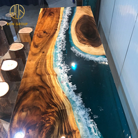 Meuble d'intérieur de luxe de style moderne, table à manger en résine époxy transparente en bois massif personnalisé