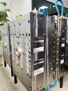 72 khoang Á hậu nóng trước khi hình thành khuôn mẫu cho các loại sản phẩm Chai PET - Product Image 3