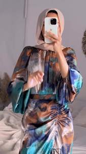 2024新款时尚女式扎染印花长袖阿拉伯连衣裙环保拉绳天然腰线穆斯林服装 - Product Image 3