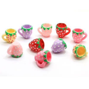 Figuritas en miniatura para casa de muñecas, accesorios de simulación de juego de comida, <span class=keywords><strong>Mini</strong></span> bebida de fresa, taza de café, jardín, 100 Uds. - Product Image 1