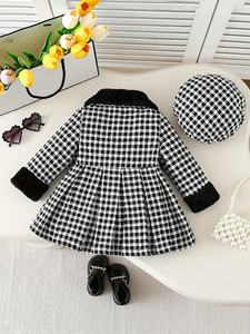 <span class=keywords><strong>Veste</strong></span> d'<span class=keywords><strong>hiver</strong></span> pour bébé fille en tissu pied-de-poule en peluche avec col à revers et boutons, manches longues, avec chapeau, 100% polyester - Product Image 2