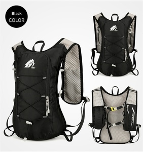 Chaleco de Hidratación para Correr, Mochila Ligera con Aislamiento, Bolsa de Agua de 2L, Correas Ajustables para el Pecho, Reflectante, Impermeable, Softback - Product Image 2