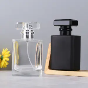 Wholesale Body Oil Spray Square Bottle 30ml 50ml Clear Perfume Refillable Glass Spray Bottle With Pump Sprayer Crimp