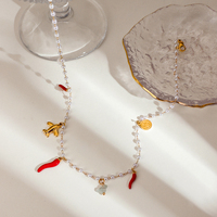 Collier tendance J&D Ocean en acier inoxydable plaqué or 18 carats avec pendentifs breloques : Vacances, Chili, Avion, Visage souriant, Perle