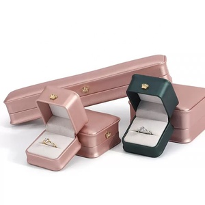 Scatola Porta Gioielli in Pelle PU per Fidanzamento e Matrimonio, <span class=keywords><strong>Organizzatore</strong></span> Personalizzato per Anelli, Bracciali, Collane e Orecchini - Product Image 4