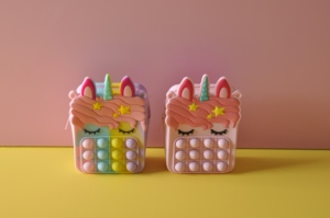 Porte-monnaie en Silicone pour enfants, <span class=keywords><strong>licorne</strong></span>, mignon, Animal, Mini femme, Push PopIt, jouet, 2023 - Product Image 5