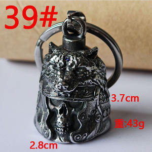 Llavero de aleación de zinc con calavera, colgante de campana para motocicleta, llavero con cabeza de jefe indio, amuleto protector de gremlin para motociclistas, amuleto de buena suerte para motocicleta - Product Image 2