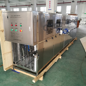 Máquina Integrada de Llenado y Tapado de Botellas de Agua de 3/5 Galones, Neumática, Semiautomática, Venta al Por Mayor de Fábrica - Product Image 2