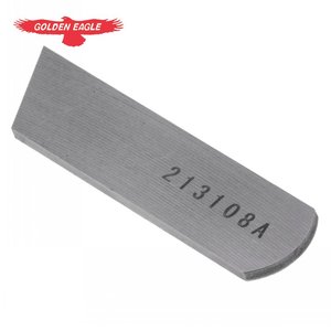 213108A STRONG.H marque REGIS pour PEGASUS E51-210 couteau inférieur (couteau fin) pièces détachées pour machine à coudre industrielle - Product Image 1