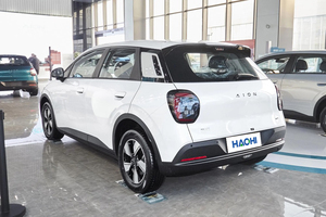 AION UT 2026 <span class=keywords><strong>420</strong></span> Voiture Électrique Intelligente 5 Portes 5 Places Conduite à Gauche Autonomie 330-420km Nouveaux Véhicules Électriques Voiture Neuve Voiture d'Occasion Vente Flash - Product Image 5