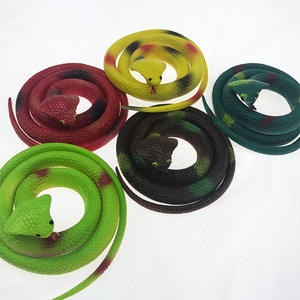 2023 nuova stella realistica simulazione di finto serpente reale giocattolo di gomma spaventoso scherzo del partito scherzo di Halloween - Product Image 3