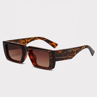 Lunettes carrées vintage à verres à bords nets, lunettes de soleil pour protéger les yeux de l'éblouissement intense, pour les voyages, pour les accessoires photo