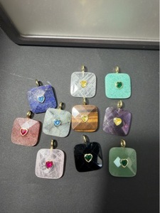 Ciondolo Quadrato <span class=keywords><strong>con</strong></span> Gemma e Charm a Cuore, Pendente in Pietra Naturale per Creazione di Gioielli - Product Image 3