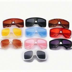 Gafas de Sol Cuadradas Extra Grandes con Logotipo Personalizado al por Mayor, Gafas de Sol Vintage de Moda Coloridas con Protección UV400 para Mujer - Product Image 4