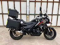 Vente Flash Moto Tout-Terrain Japonaise Importée 400cc Puissante à Essence Caractéristiques de Luxe Moteur Parallèle Bi-cylindre Refroidi par Eau Durable