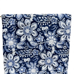 Tela de algodón premium índigo azul con estampado a mano, material sin coser para trajes, con diseño tradicional de toldo blanco y azul claro para niñas. - Product Image 1