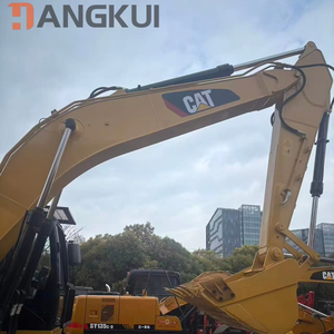 Excavatrice sur chenilles CAT 320D2L de 20 tonnes d'occasion avec moteur C7.1 - Product Image 1