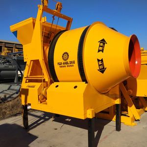 Dieselbetriebener Elektrischer Automatischer Bau-Mini-Mischwagen Mobiler Tragbarer Selbstladender Betonmischer mit Trommel - Product Image 3