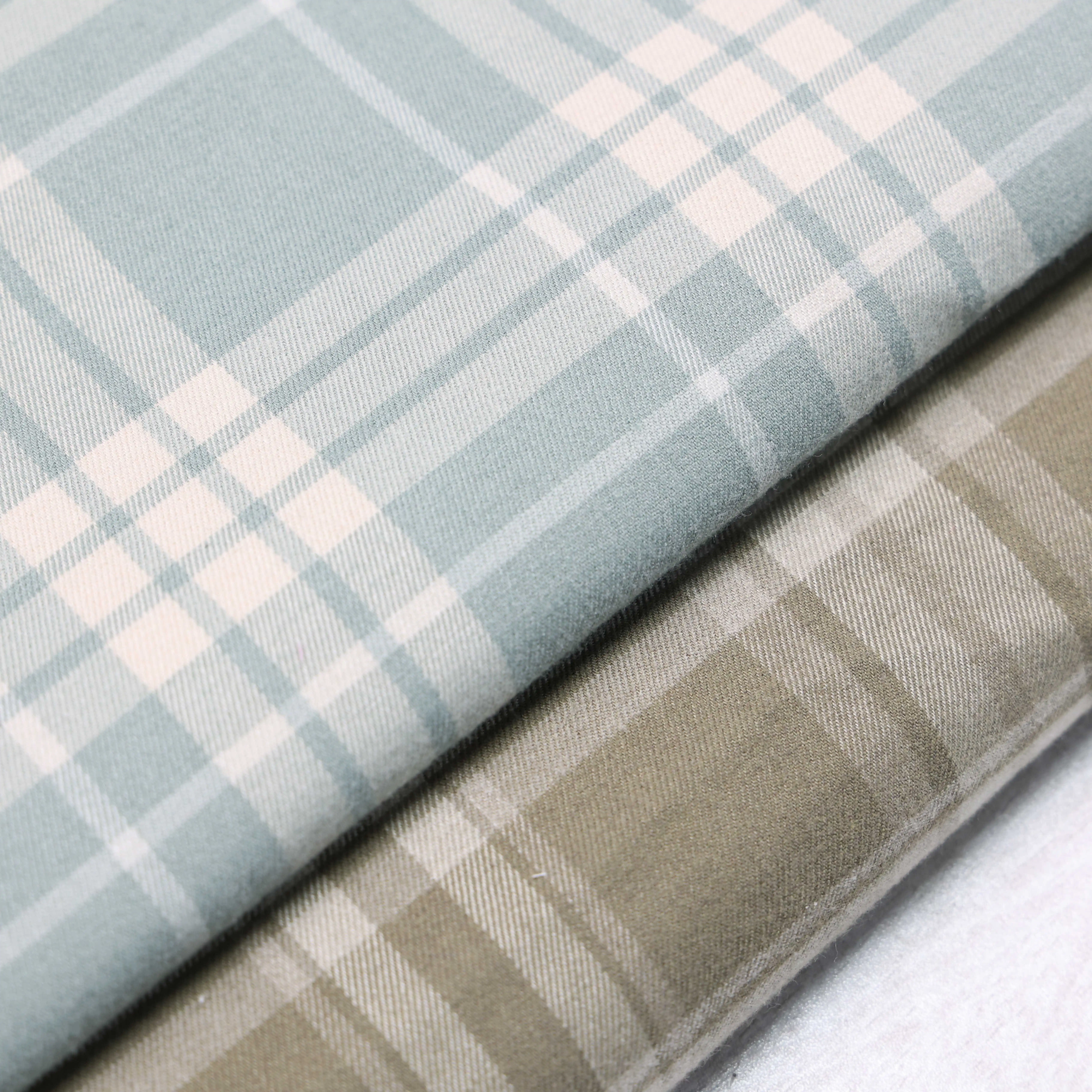 Chine Textile mode Polyester Viscose Spandex fil teint tissé vérifier flanelle tissu pour vêtements