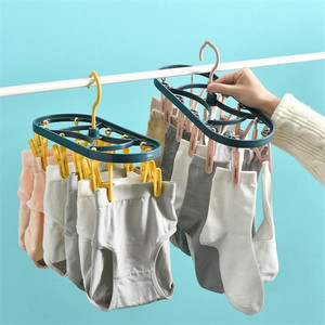 ราวตากผ้าพลาสติกอเนกประสงค์พร้อมคลิปหนีบ 12 อันสำหรับถุงเท้าชุดชั้นในใช้ในห้องน้ำชนิดตะขอรูปทรงสี่เหลี่ยมผืนผ้า - Product Image 1