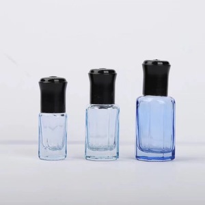 Wholesale in Stock 10ml Round Clear Surface Colorful Glass <b>Bottle</b> with Roll on for and <b>Plastic</b> Black Lid for Essential Oil - Product Image 2