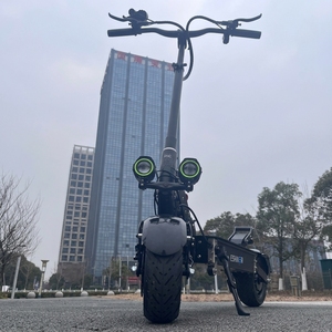 Nuevo Modelo M7, Scooter Eléctrico de Alta Velocidad para Adultos, 60V, 5600W, 6000W, Neumático Grueso de 11 Pulgadas, 85 km/h, 53 mph, Motor Dual - Product Image 3