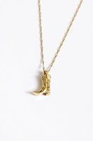 Collier pour femmes en acier inoxydable personnalisé ras de cou avec chaîne en forme de vague d'eau, botte de cowboy en laiton, plaqué or 18 ct