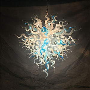 עיצוב ייחודי מנורת חג המולד קישוט לבן עם מעט נברשת זכוכית צ 'נברשת - Product Image 1