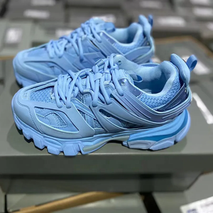 Nouveau modèle 2026 - Chaussures de sport de luxe pour hommes de qualité supérieure - Chaussures Track 3.0 avec éclairage LED - Chaussures de marche décontractées pour l'extérieur - Product Image 3