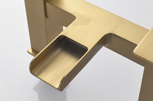 Robinets de bain en or brossé <span class=keywords><strong>avec</strong></span> douche, <span class=keywords><strong>mitigeur</strong></span> de baignoire de salle de bain cascade à double levier robinets de remplissage de douche de bain - Product Image 3