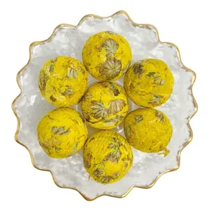 Price Wholesale Factory Beauty Detoxification Yellow Chrysanthemum And Pu'er Dried Flower Tea balls