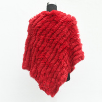 Poncho de veste triangulaire multicolore de style britannique avec col en fourrure de lapin chaud châle tricoté d'hiver