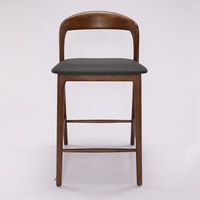 Tabourets hauts de luxe en cuir PU, chaise de salle à manger moderne, tabouret de bar en bois pour restaurant, chaises de comptoir pour îlot de cuisine et petit-déjeuner