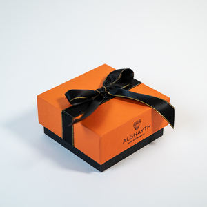 Cajas de Lujo Personalizadas con Logotipo, <span class=keywords><strong>Mini</strong></span> Empaque para Collares, Tapa y Base Extraíbles, Caja de Regalo de Papel con Lazo y Espuma para Joyería - Product Image 2