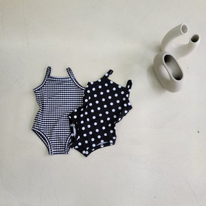 Traje de Baño de una Pieza con Tirantes para Bebés Niñas, Estilo Coreano, con Estampado de Lunares y Cuadros, con Capucha, sin Mangas, Material de Nailon - Product Image 4