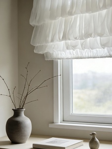 Französische Mehrschichtige Rüschen-Raffrollos Maßgefertigt mit Mehrfachem Stoffauswahl für Kleine Fenster zur Heimdekoration - Product Image 3