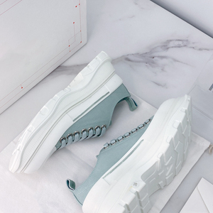 Chaussures de créateur de luxe pour femmes, baskets en toile tendance, logo personnalisé, chaussures plates blanches de style marche, chaussures décontractées à lacets et semelle épaisse pour hommes - Product Image 5