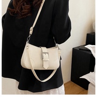 Sac à bandoulière sous le bras avec décoration de ceinture de couleur unie, tendance de la mode, sac à main, sac bandoulière, sac à main pour femme, sacs de créateurs, sac à main